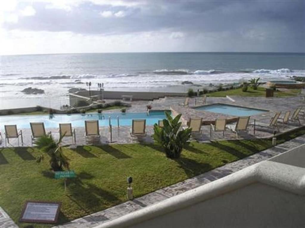 Appartement 'Luxury Oceanfront Penthouse With Pools, Jacuzzis And Spectacular Ocean Views' à Rosarito Extérieur photo