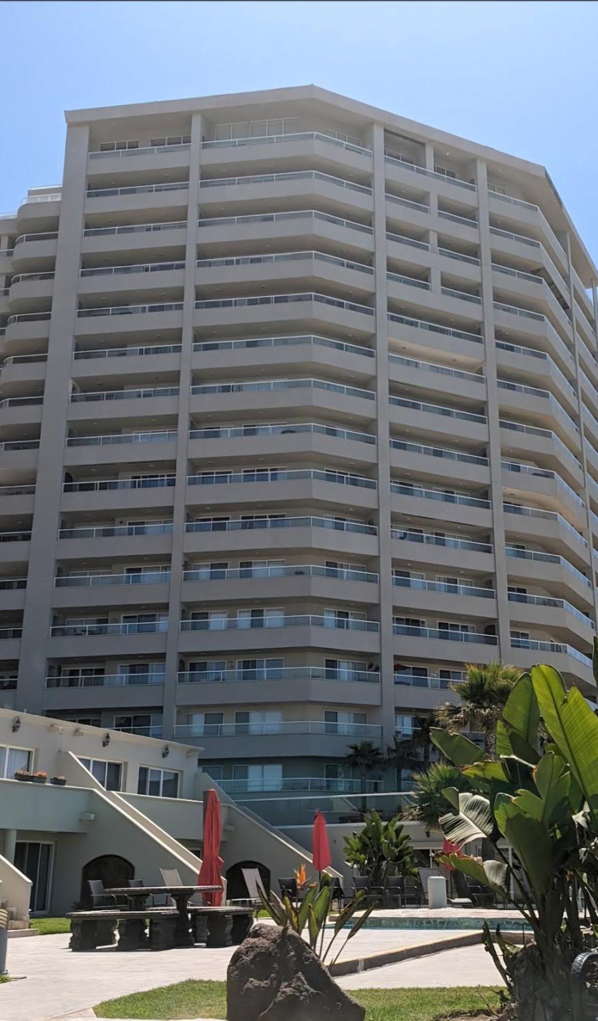 Appartement 'Luxury Oceanfront Penthouse With Pools, Jacuzzis And Spectacular Ocean Views' à Rosarito Extérieur photo